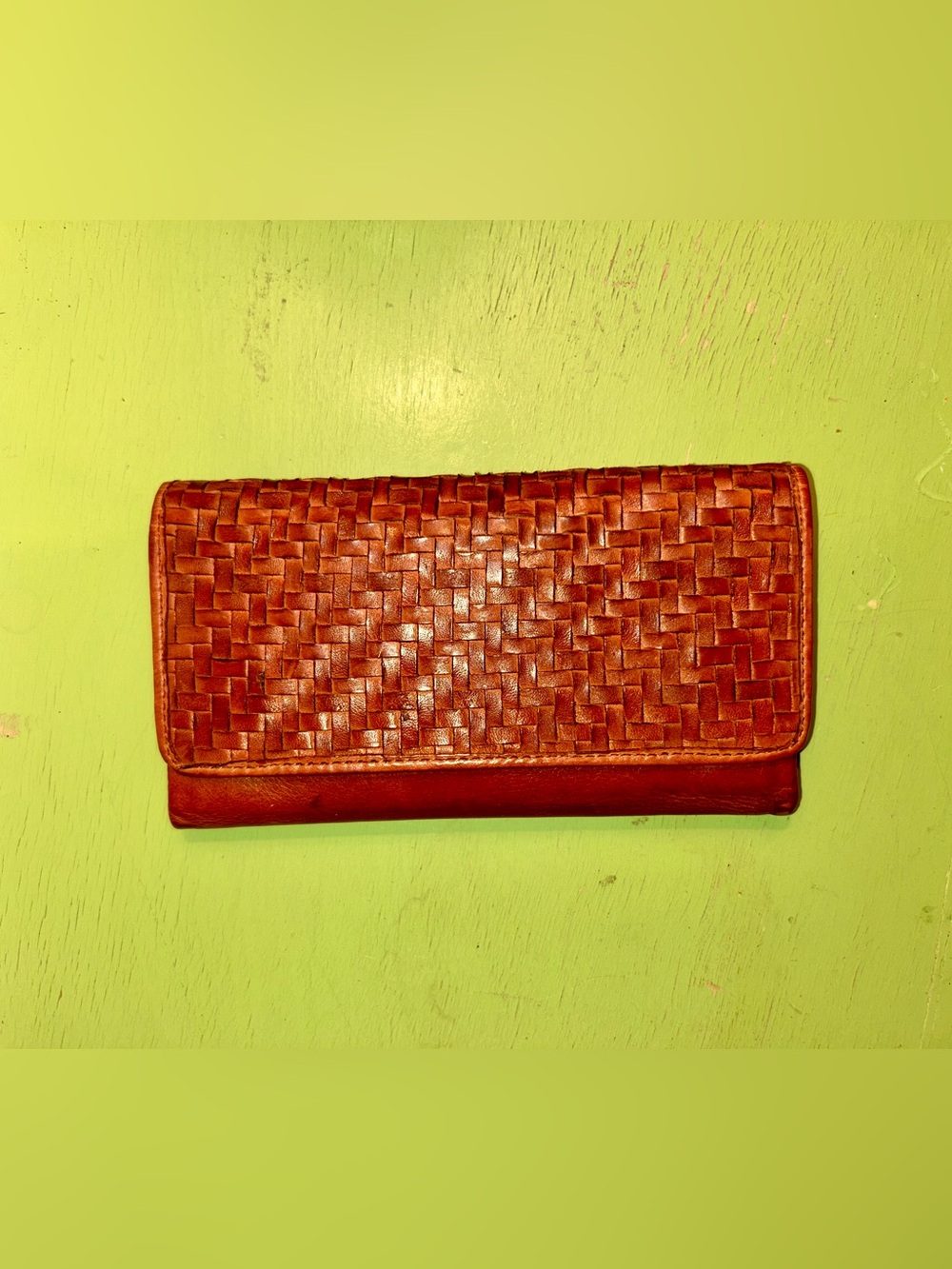 Vilenca Holland Woven Brown
Leather Wallet